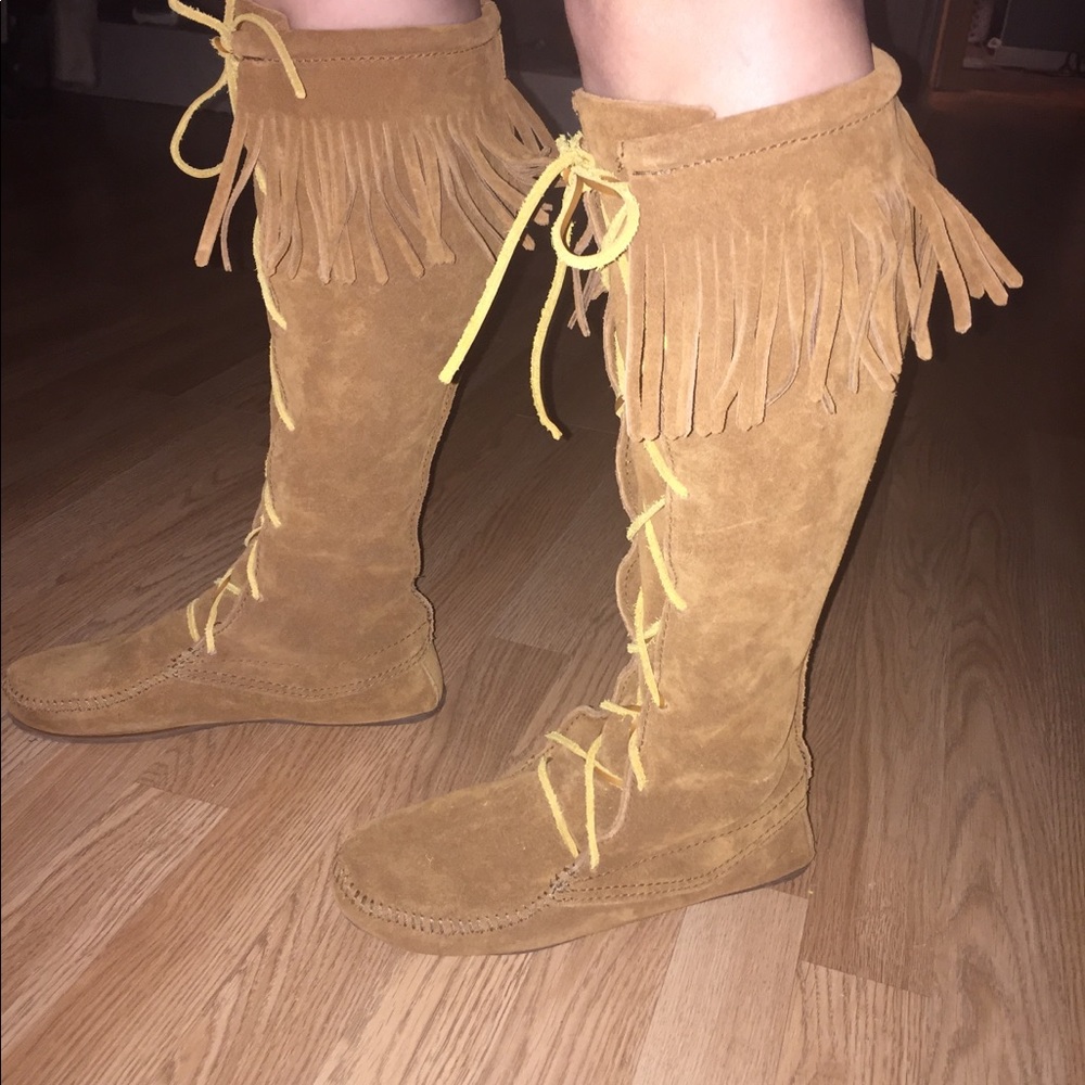 minnetonka knee high moccasin boots